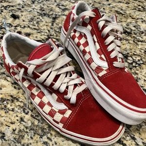 Mens vans red white checkered 6.5